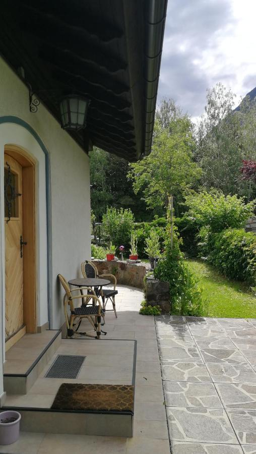 Rosis Cottage เลียนซ์ ภายนอก รูปภาพ
