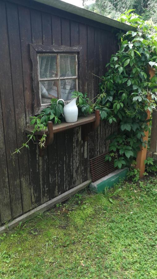 Rosis Cottage เลียนซ์ ภายนอก รูปภาพ